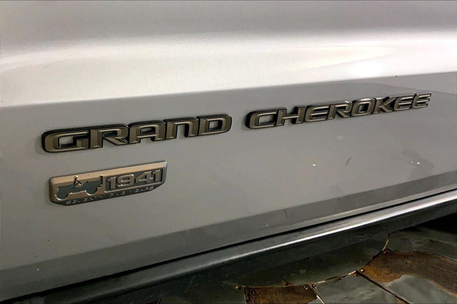 2017 Jeep Grand Cherokee 75th Anniversary Edition