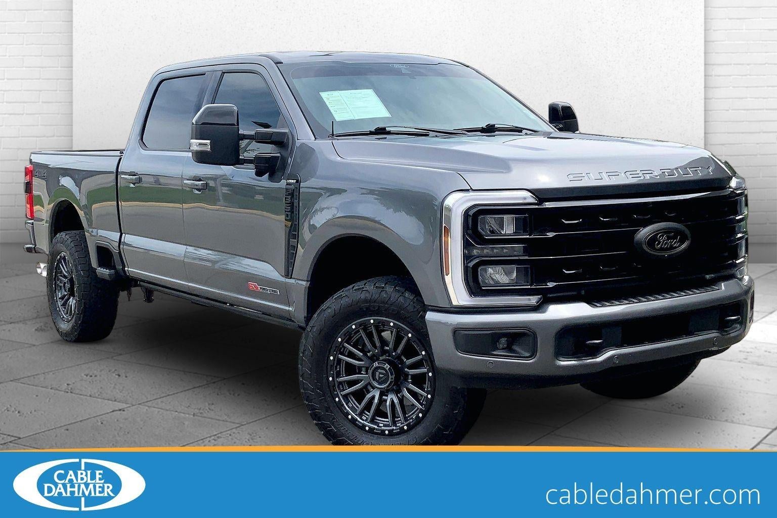 2024 Ford Super Duty F-350 SRW LARIAT