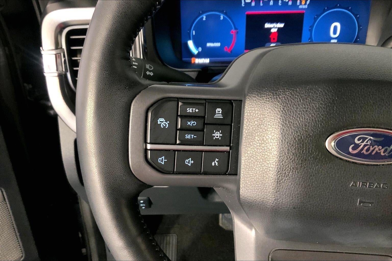 2024 Ford Super Duty F-350 SRW LARIAT
