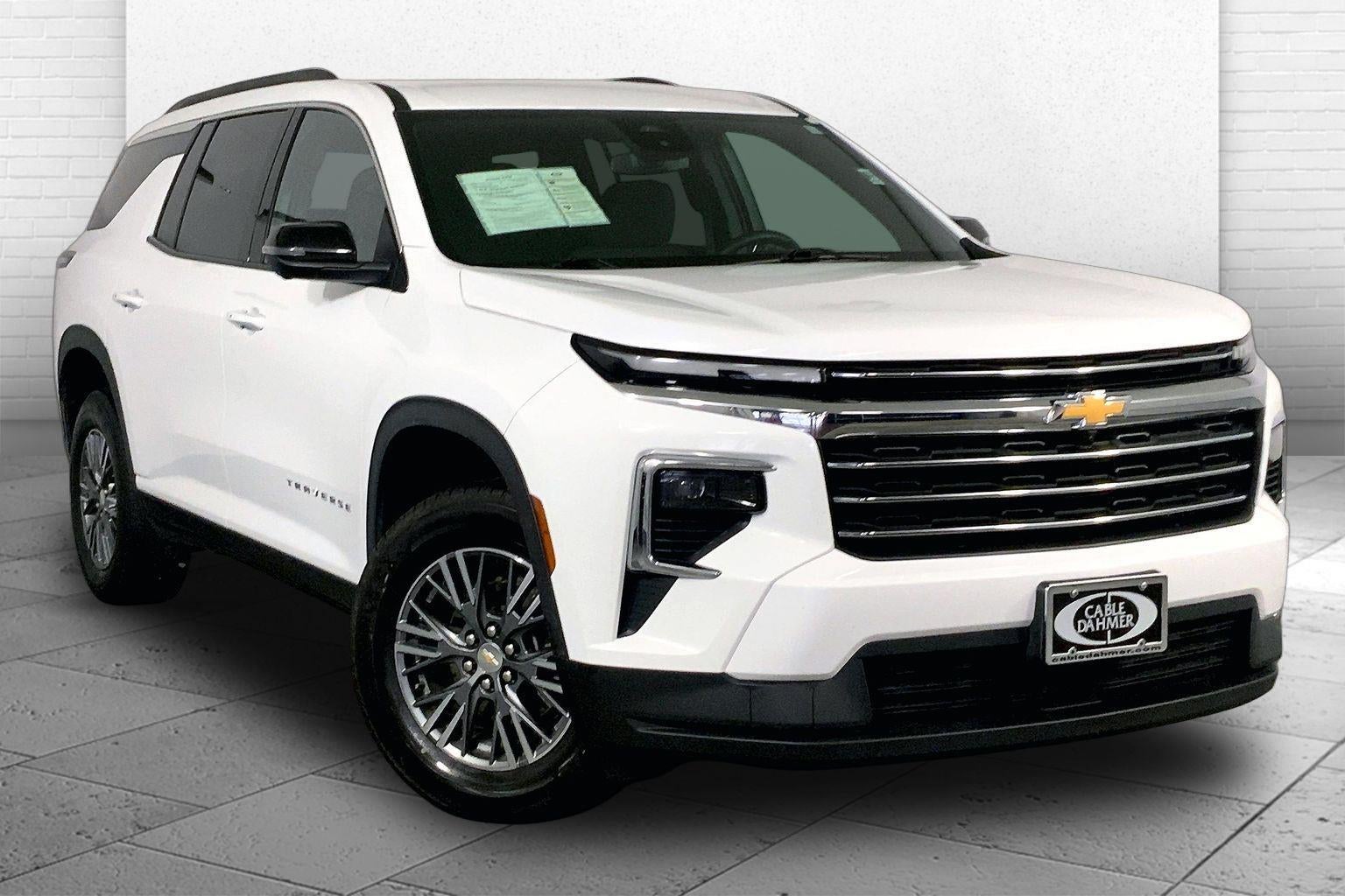 2024 Chevrolet Traverse AWD LT