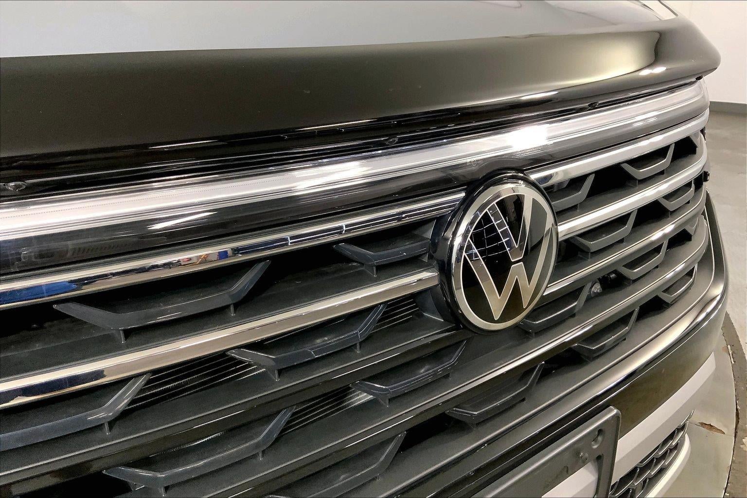 2025 Volkswagen Atlas 2.0T Peak Edition