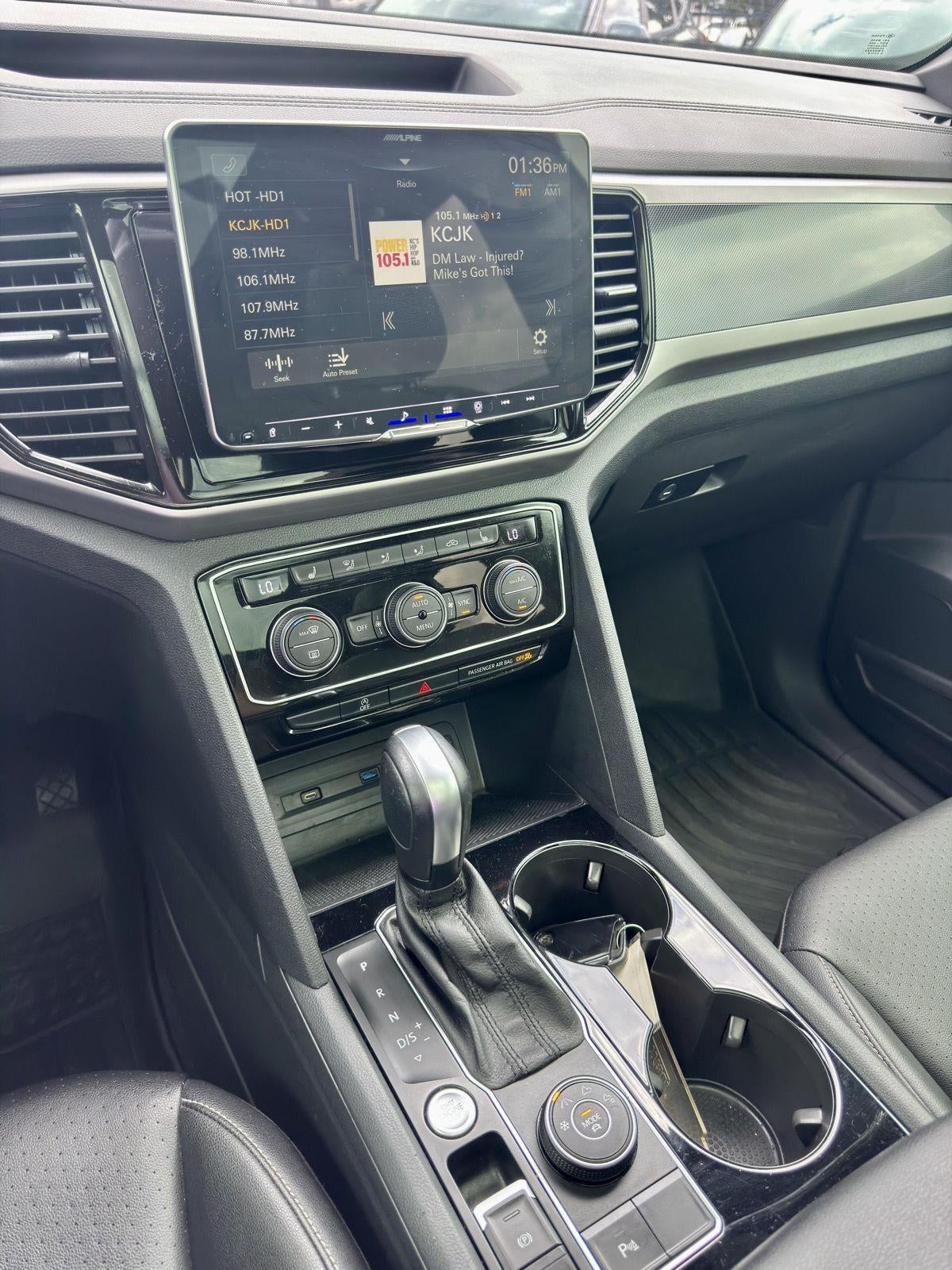 2020 Volkswagen ATLAS CROSS SPO 2.0T SEL PREMIUM