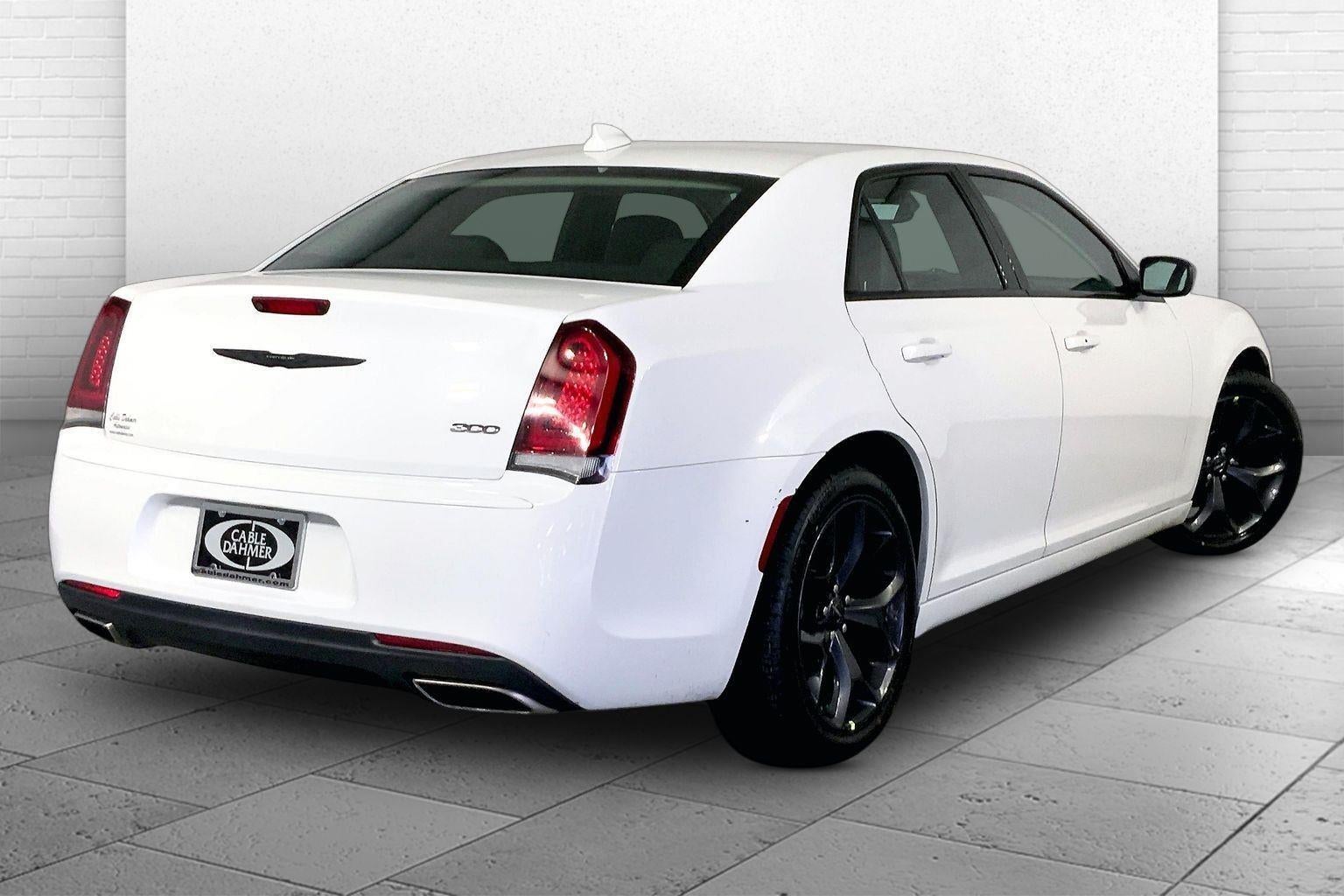 2023 Chrysler 300 Touring