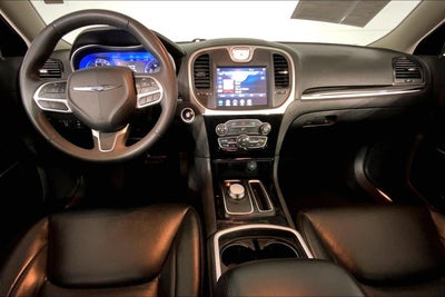 2023 Chrysler 300 Touring