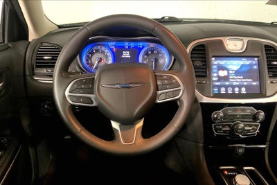 2023 Chrysler 300 Touring