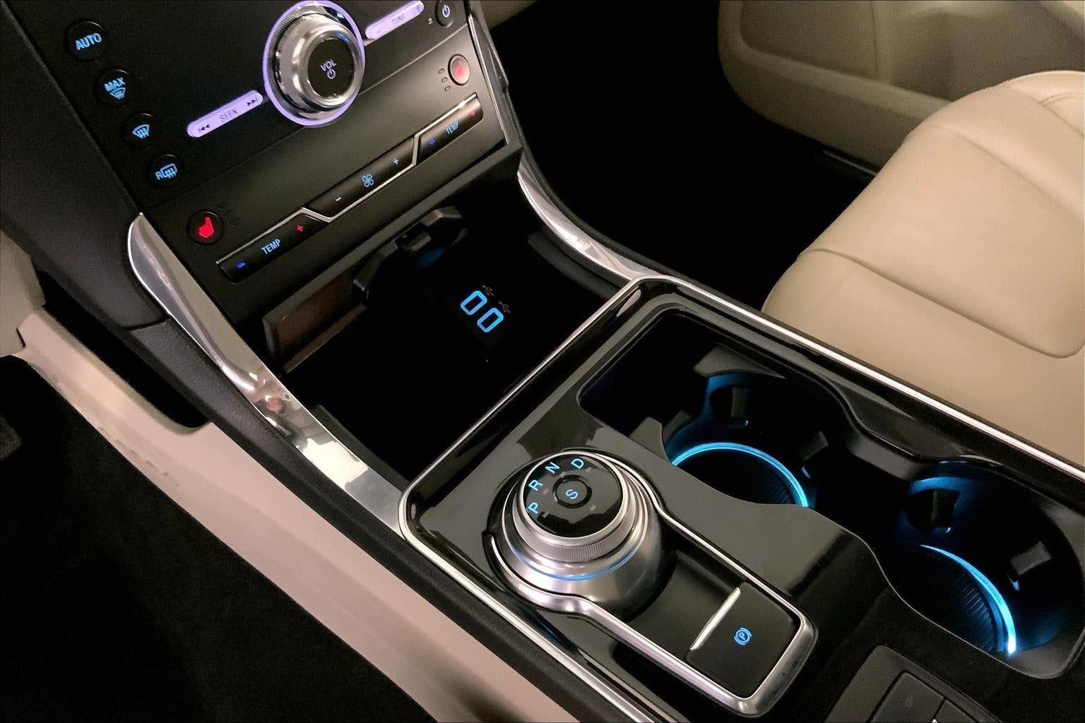 2020 Ford Edge Titanium