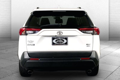 2019 Toyota RAV4 XLE Premium