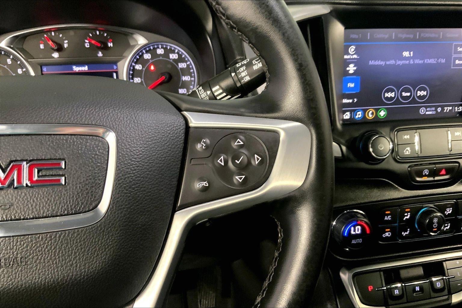 2024 GMC Terrain SLT