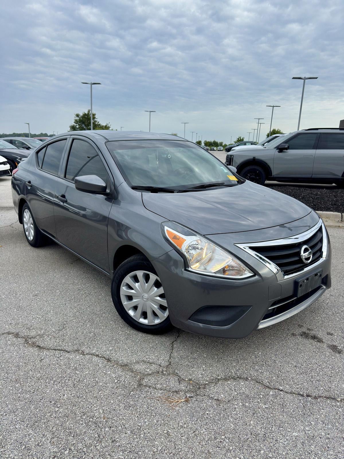 2019 Nissan Versa Sedan S Plus