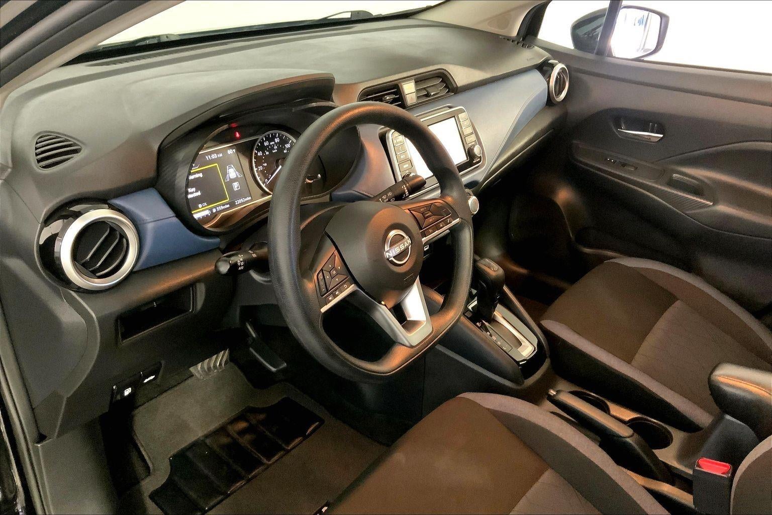 2025 Nissan Versa SV
