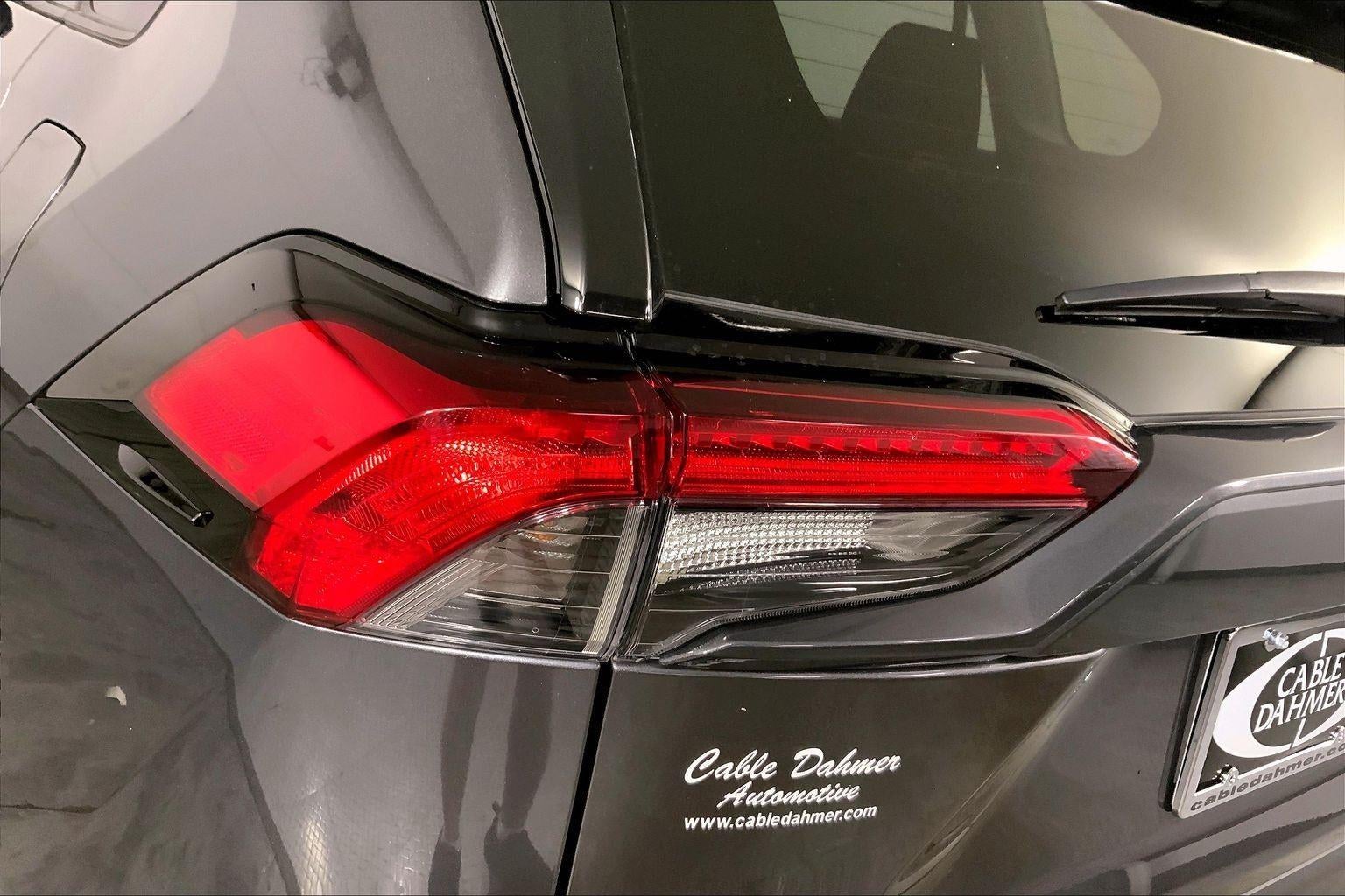 2025 Toyota Rav4 Hybrid LE