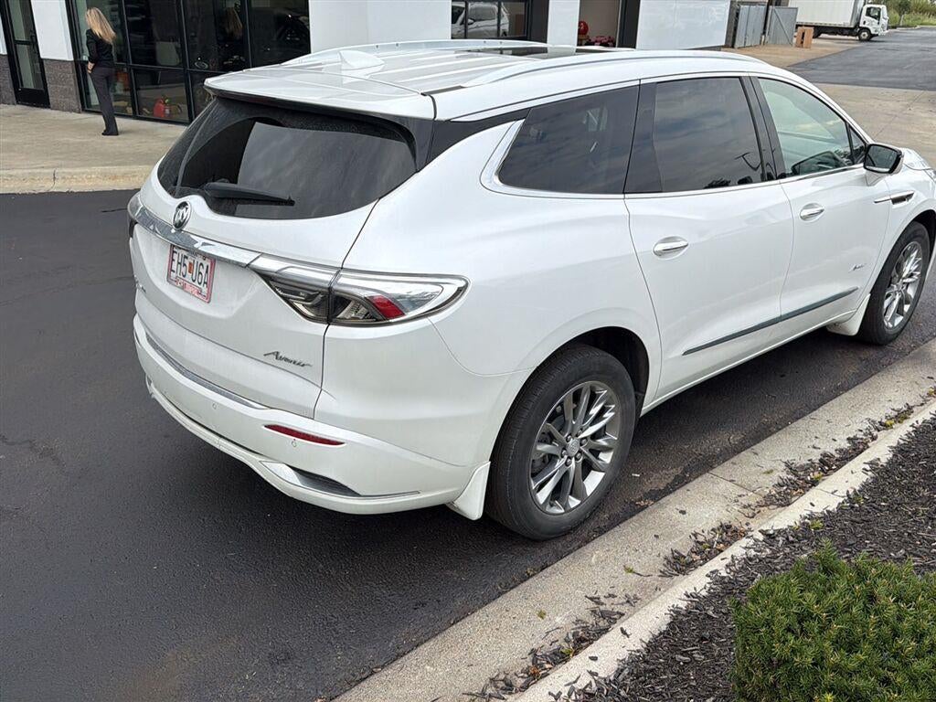 2022 Buick Enclave Avenir