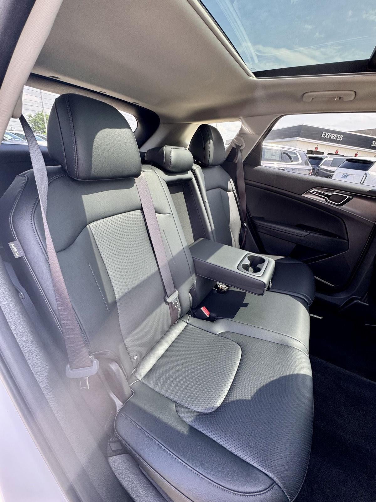 2024 Kia Sportage SX
