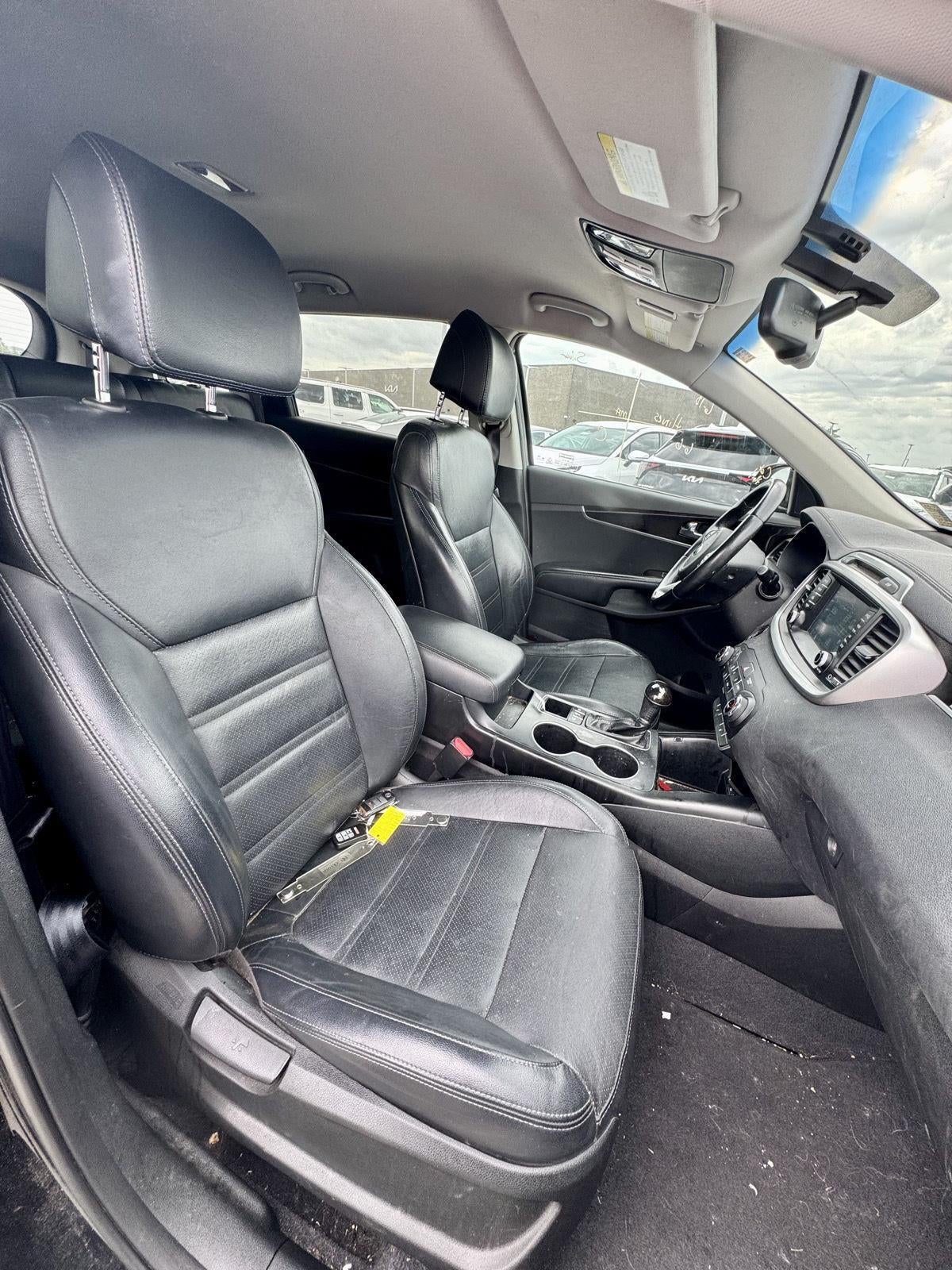 2017 Kia Sorento LX