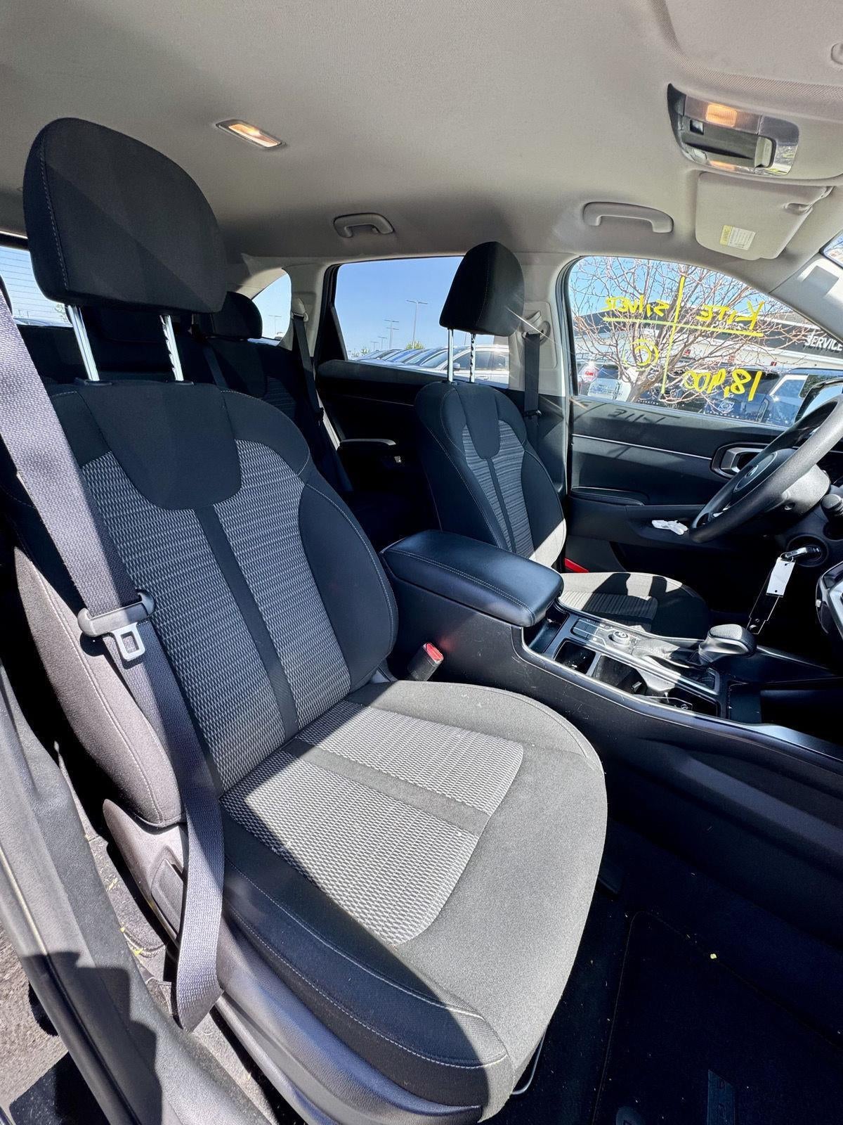 2021 Kia Sorento LX