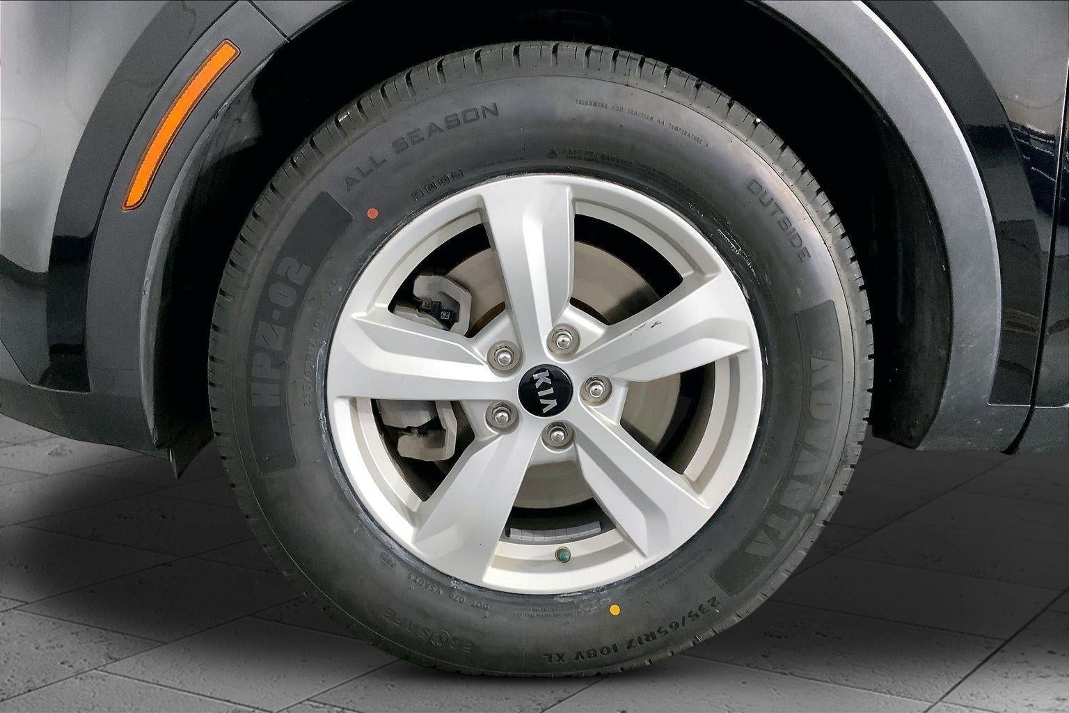 2021 Kia Sorento LX