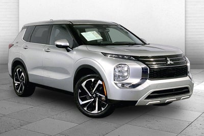 2024 Mitsubishi Outlander SE Black Edition