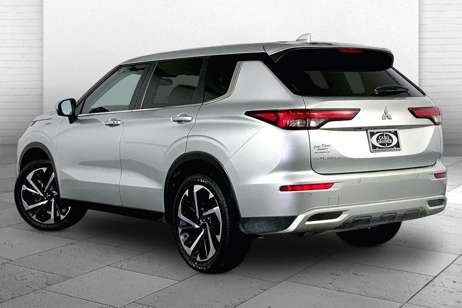 2024 Mitsubishi Outlander SE Black Edition