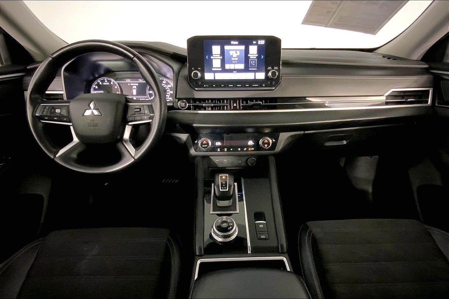 2024 Mitsubishi Outlander SE Black Edition