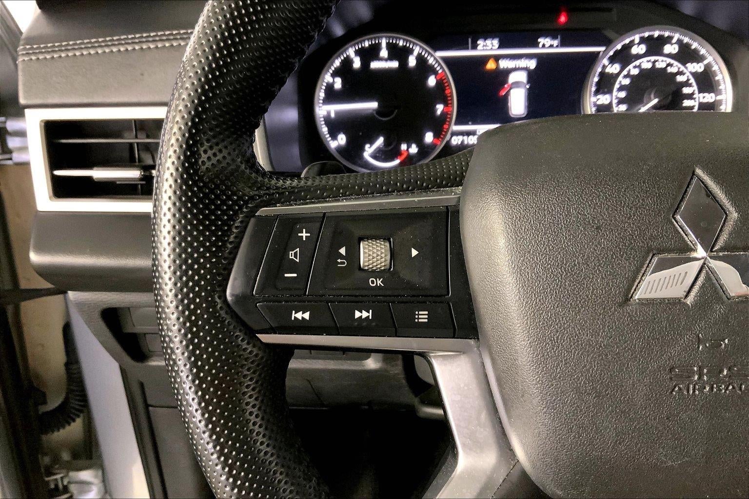 2024 Mitsubishi Outlander SE Black Edition