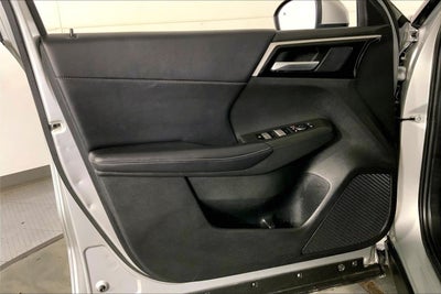 2024 Mitsubishi Outlander SE Black Edition