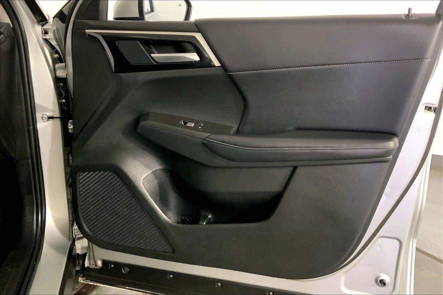 2024 Mitsubishi Outlander SE Black Edition