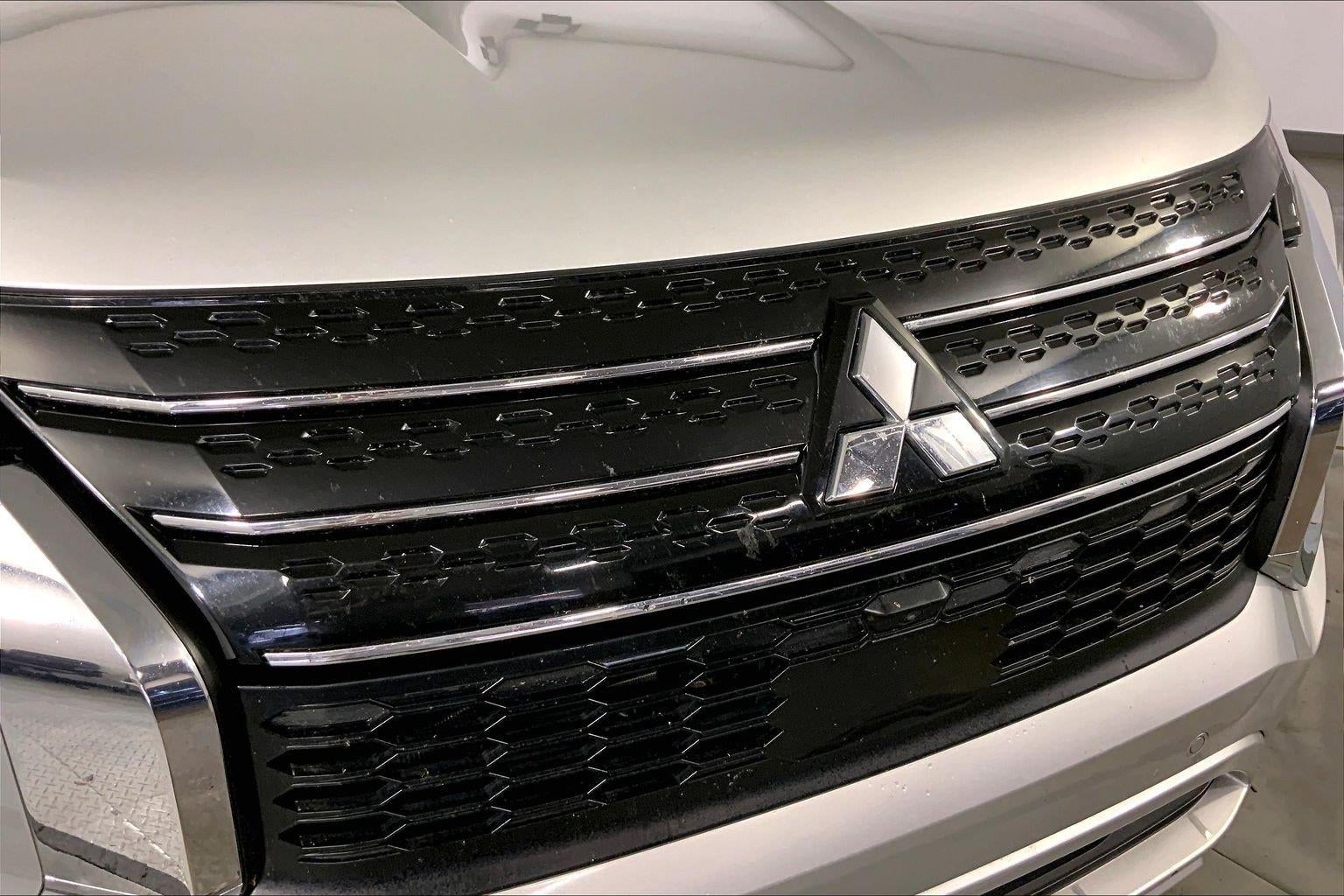 2024 Mitsubishi Outlander SE Black Edition
