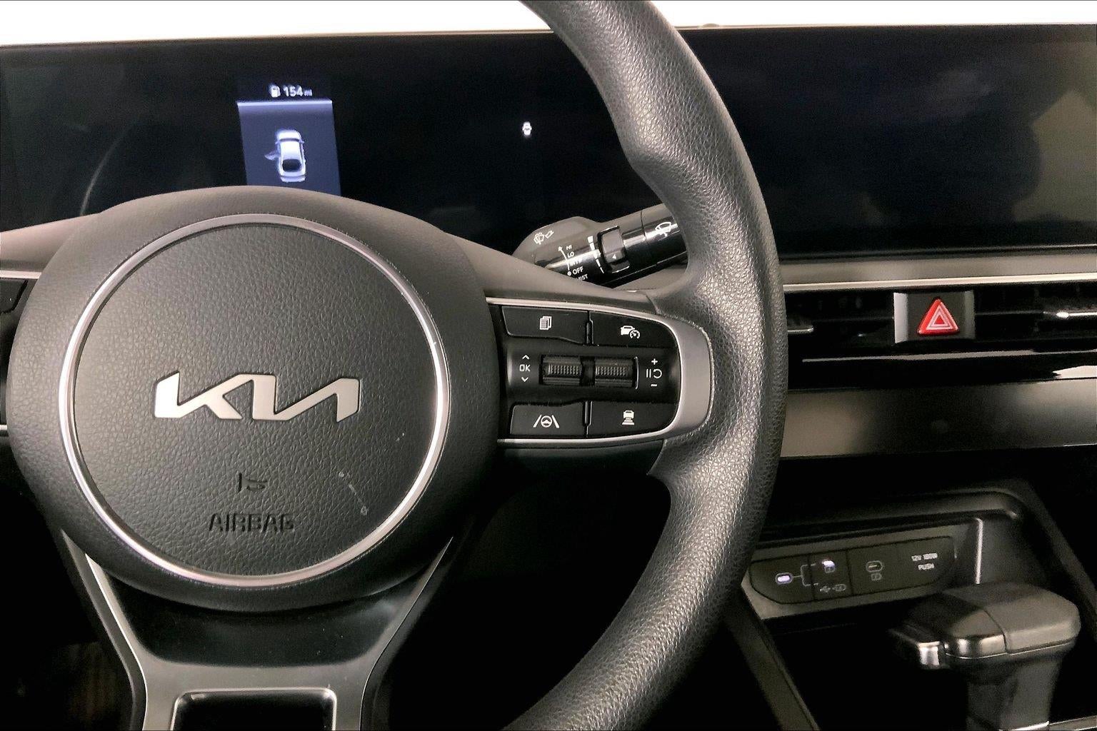 2025 Kia K5 LXS