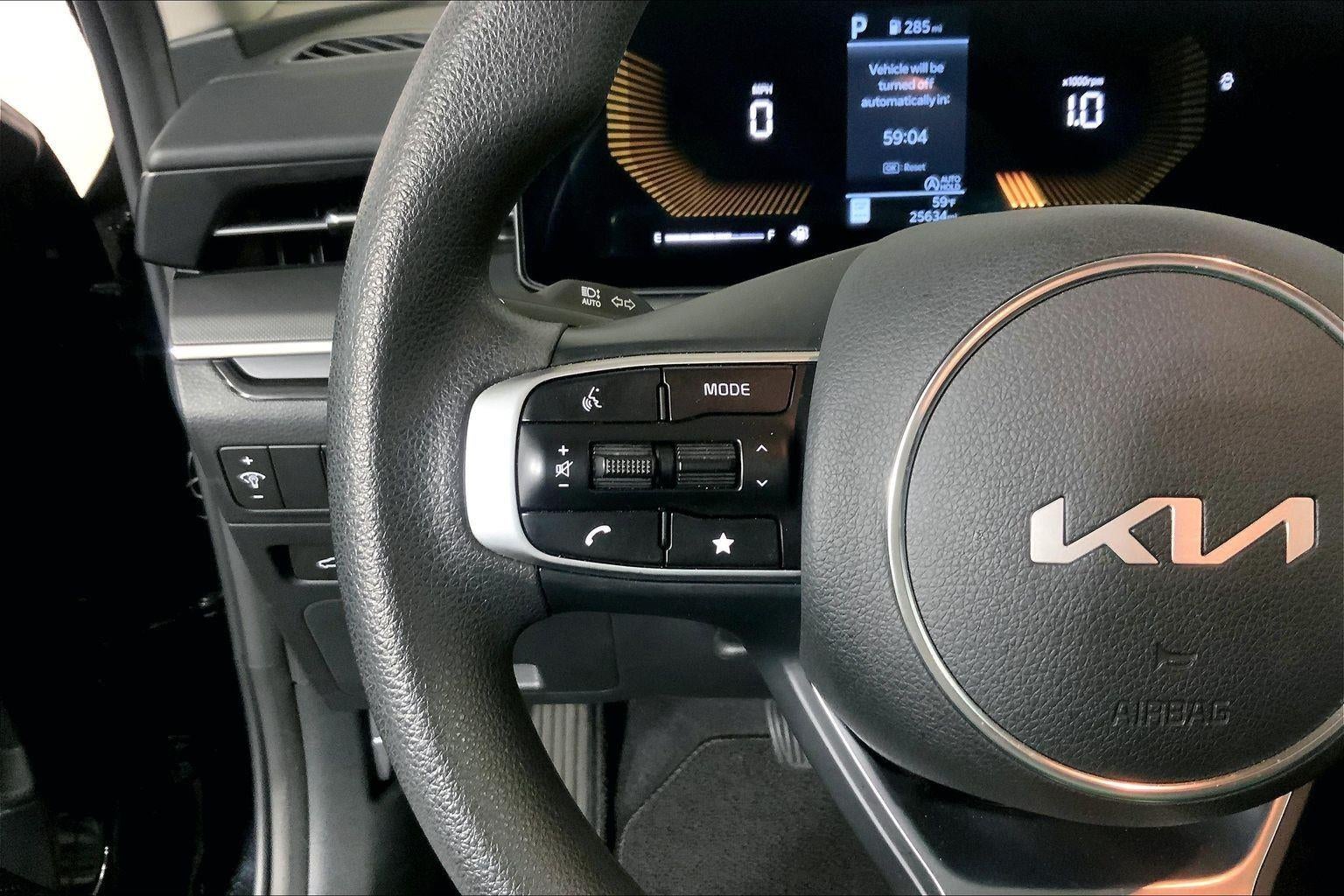 2025 Kia K5 LXS