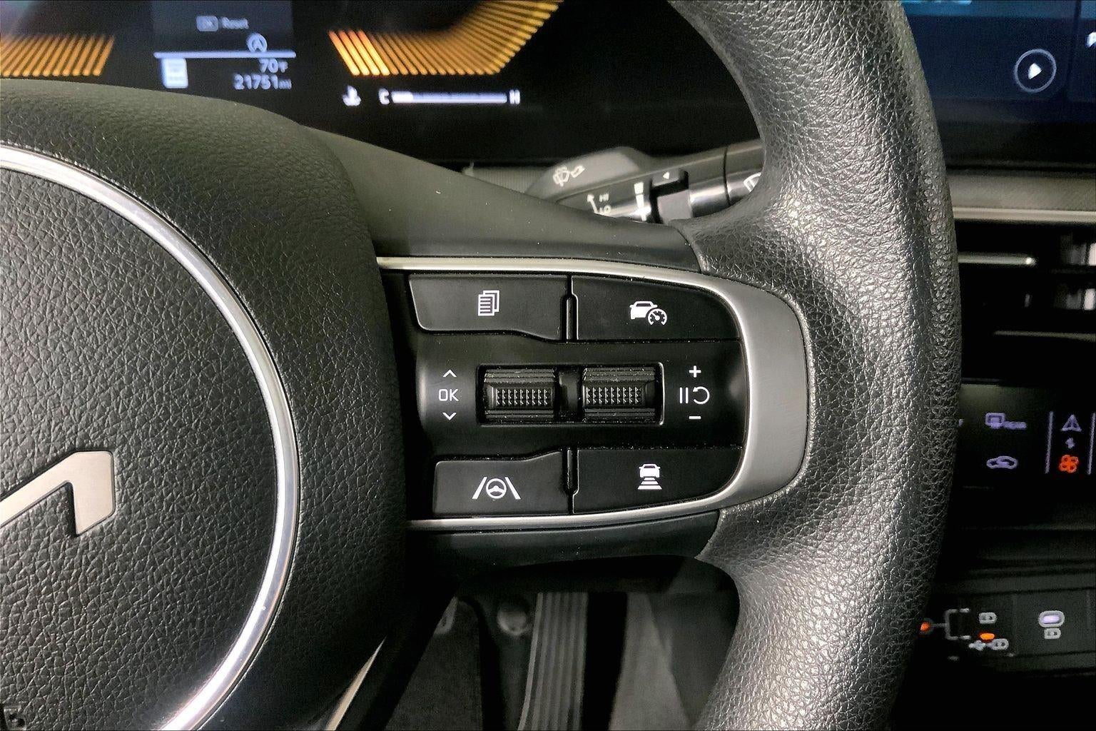 2025 Kia K5 LXS