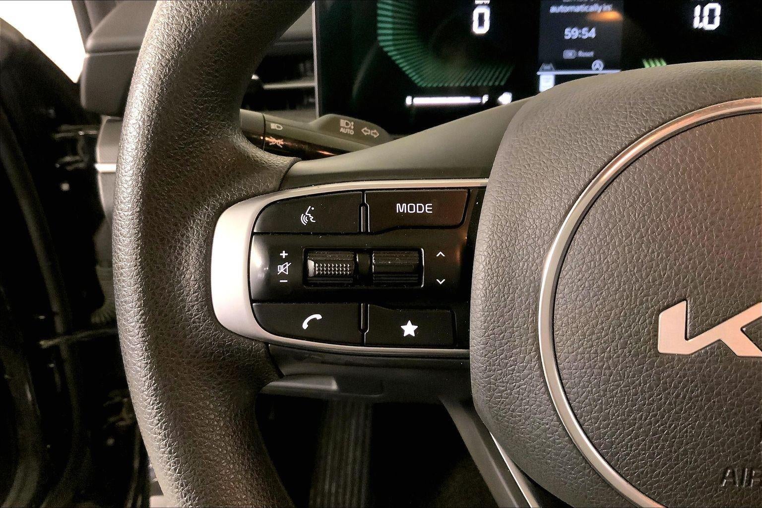 2025 Kia K5 LXS