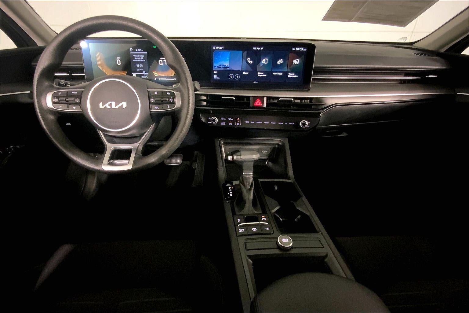 2025 Kia K5 LXS