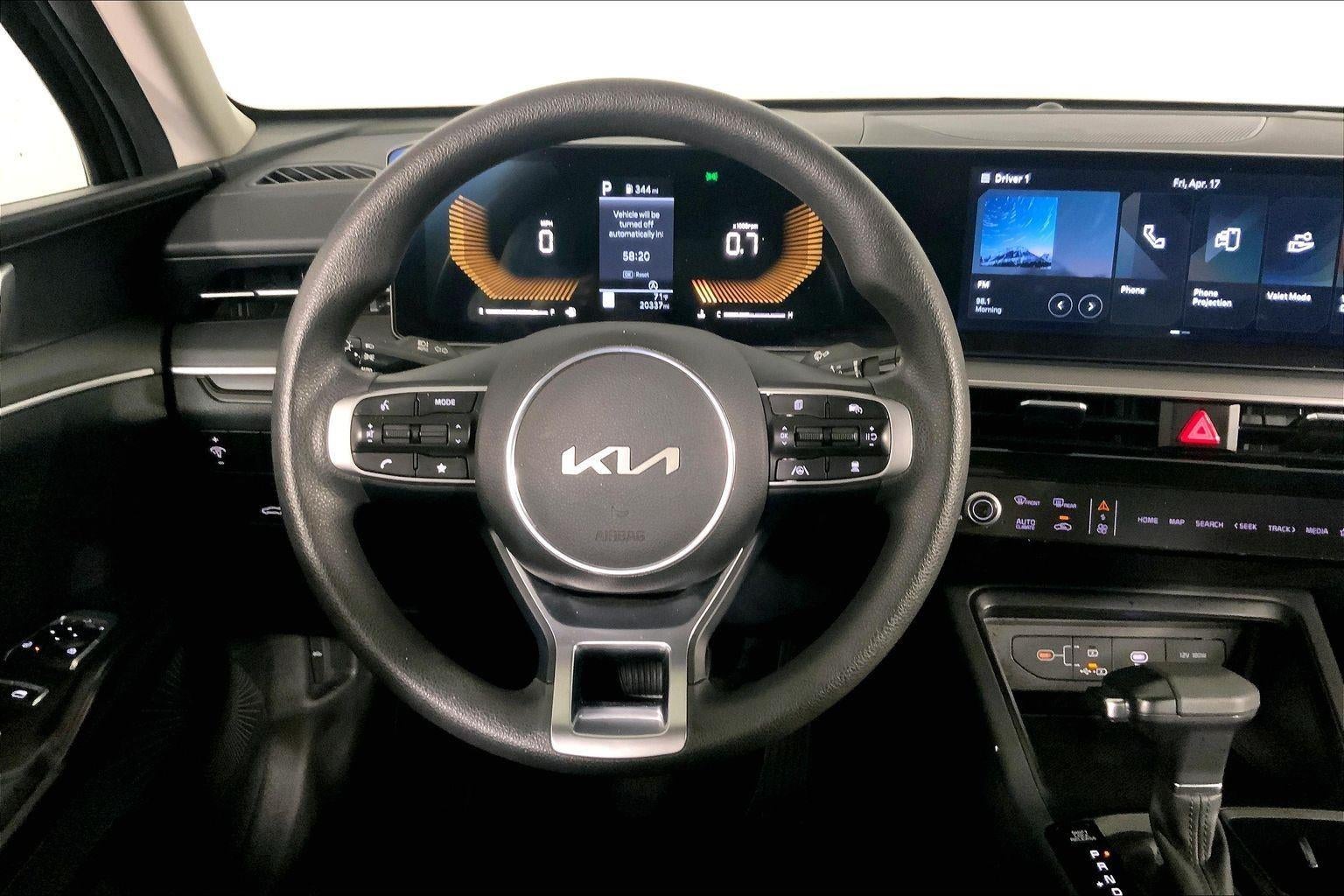 2025 Kia K5 LXS