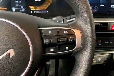 2025 Kia K5 LXS