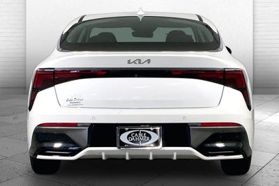2025 Kia K5 LXS