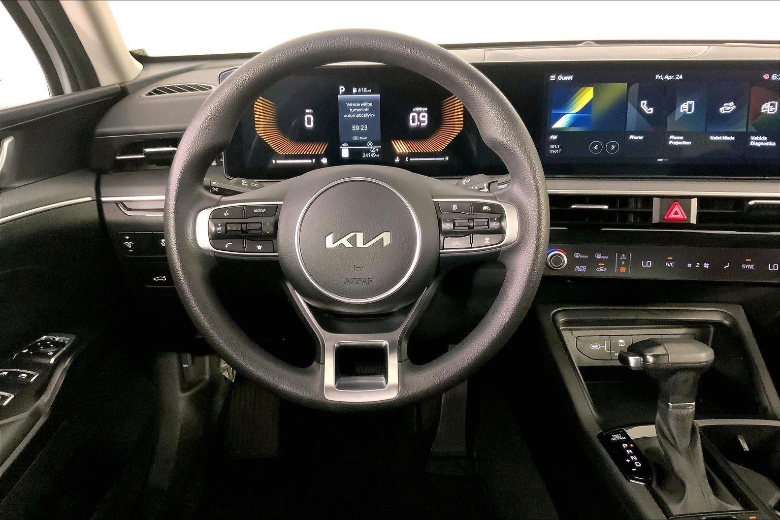 2025 Kia K5 LXS