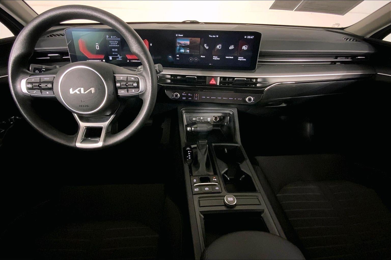 2025 Kia K5 LXS