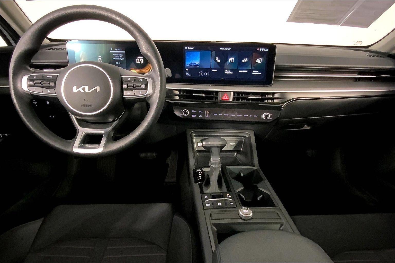 2025 Kia K5 LXS
