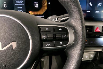2025 Kia K5 LXS
