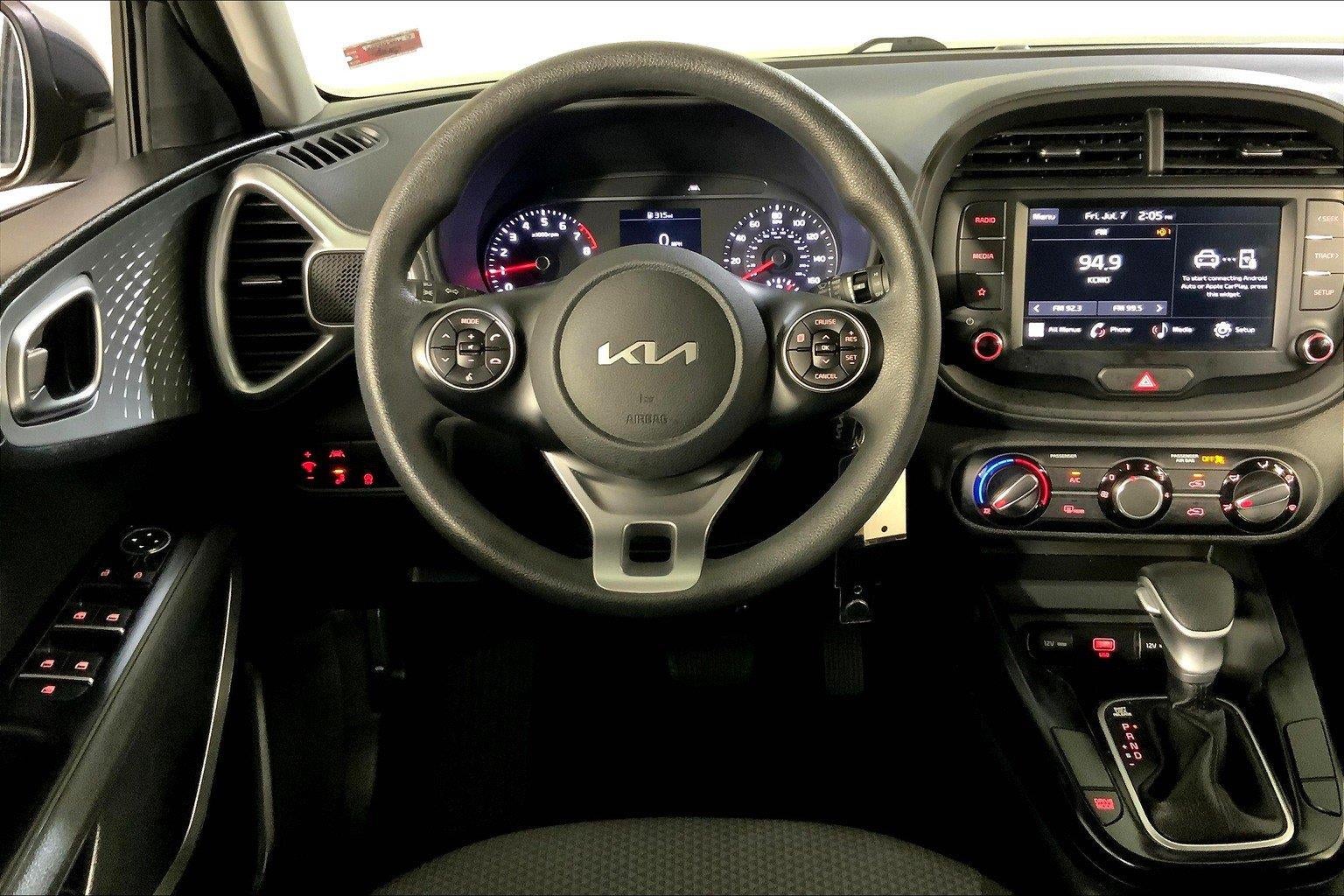 2022 Kia SOUL LX