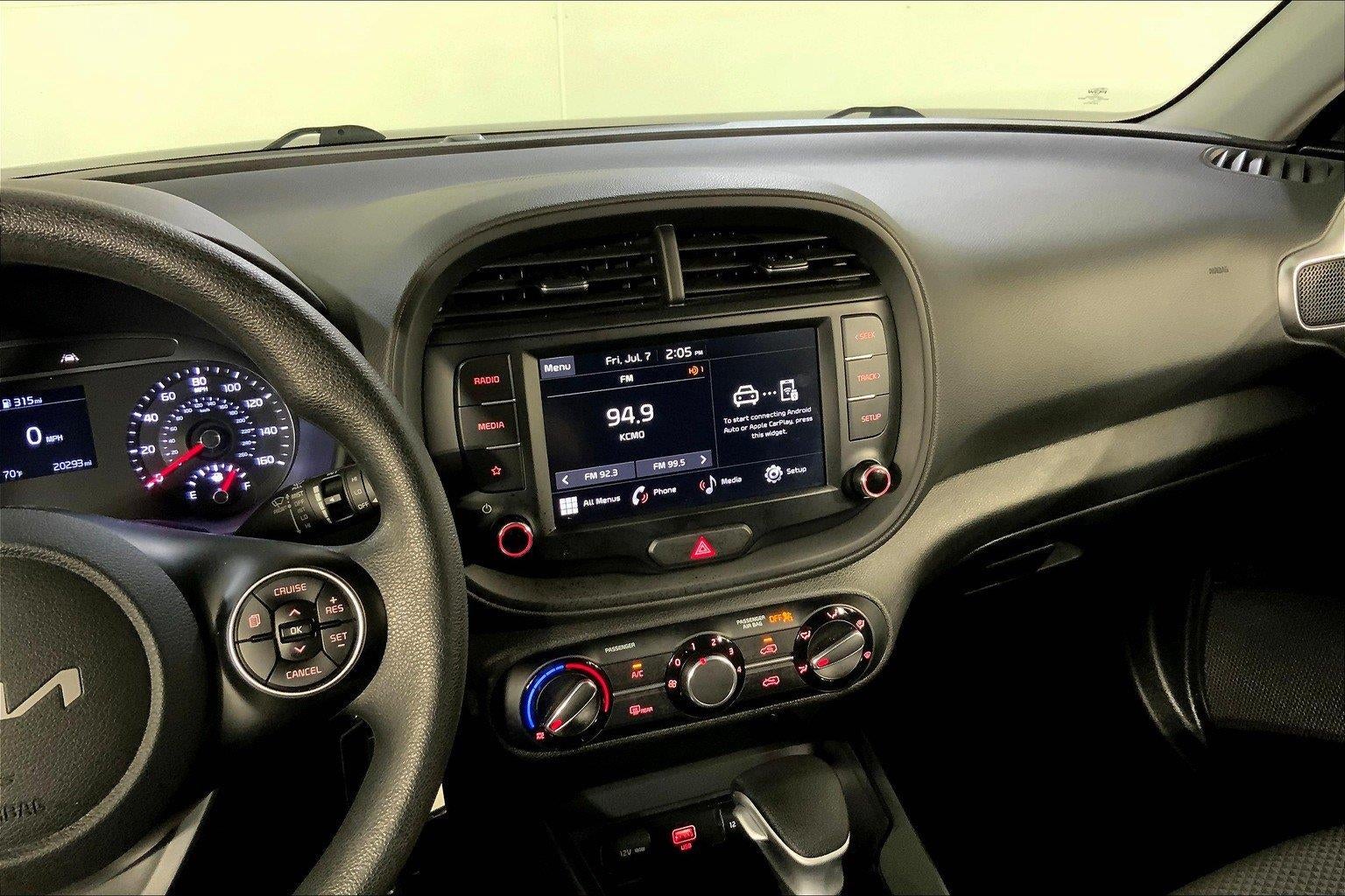 2022 Kia SOUL LX
