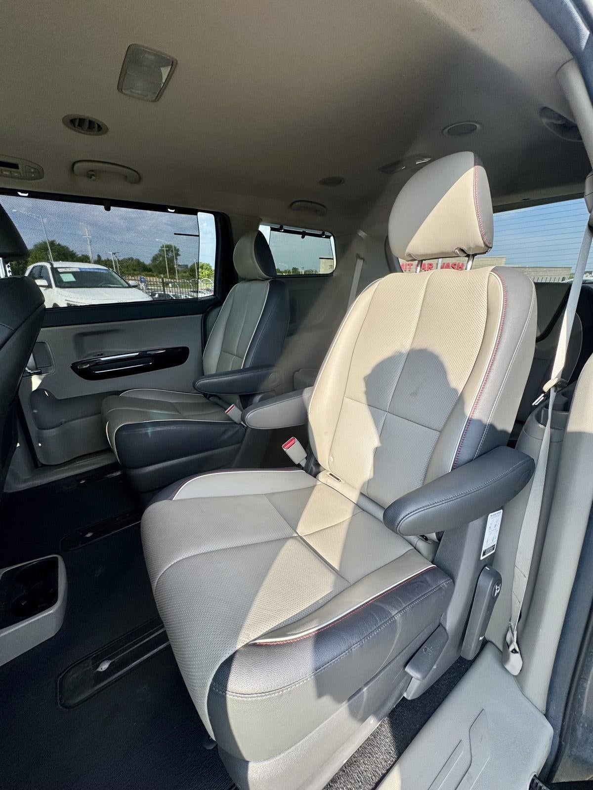 2018 Kia Sedona SX