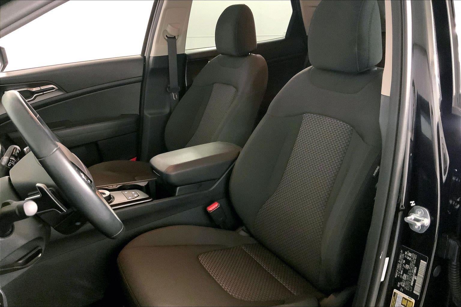 2026 Kia Sportage Hybrid S