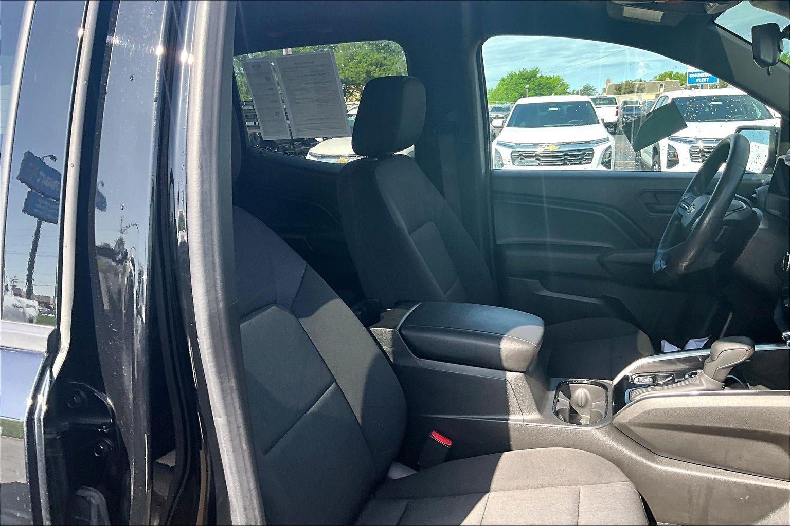 2023 Chevrolet Colorado WT