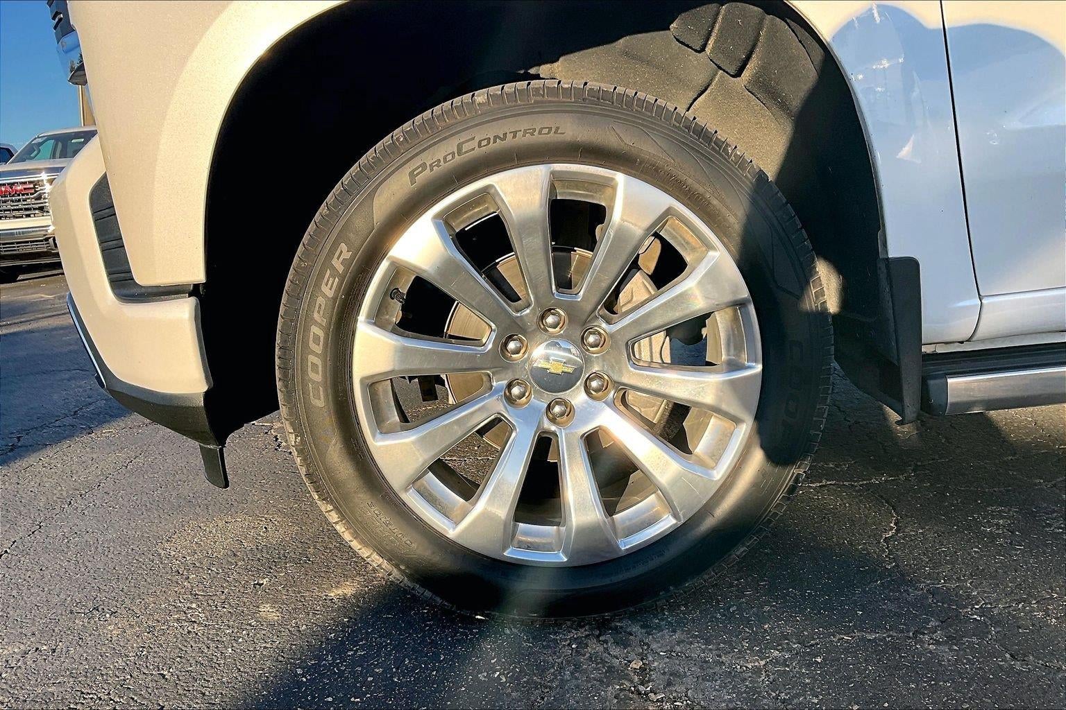 Used 2022 Chevrolet Silverado 1500 Limited High Country with VIN 1GCUYHED8NZ224303 for sale in Kansas City
