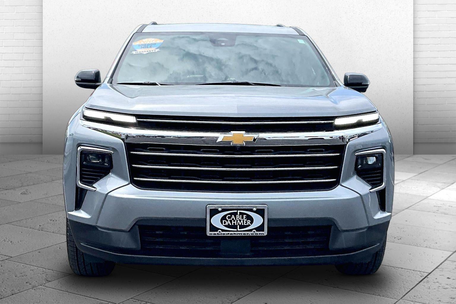 2024 Chevrolet Traverse LT