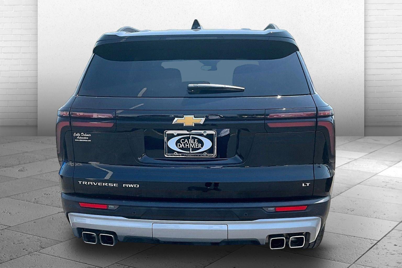 2024 Chevrolet Traverse LT