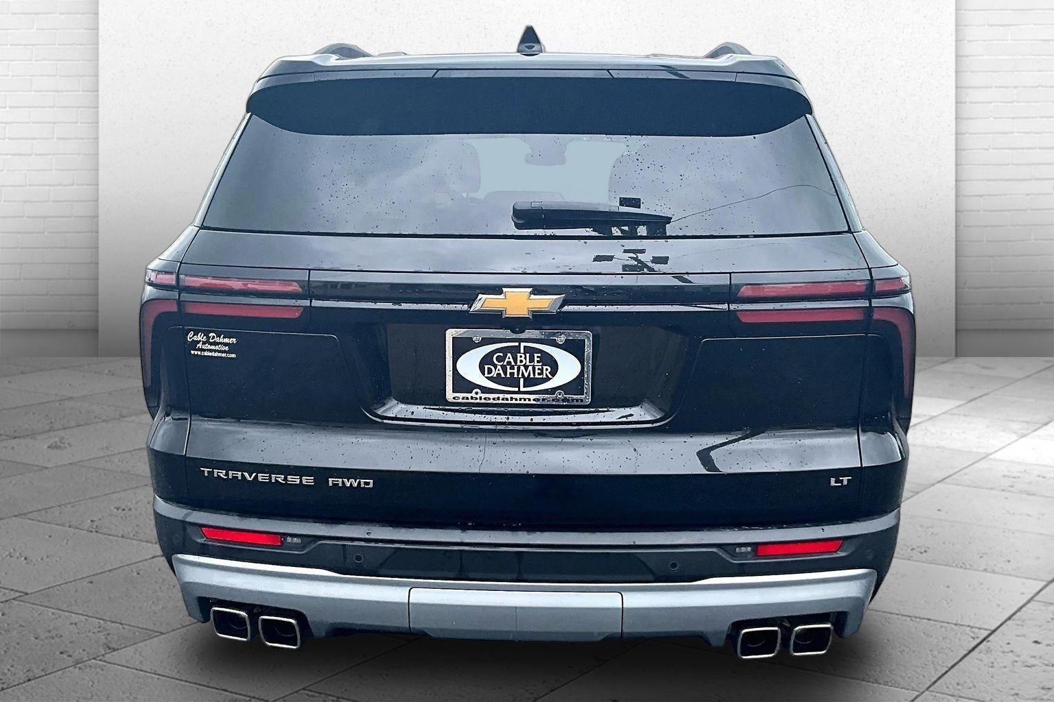 2024 Chevrolet Traverse LT