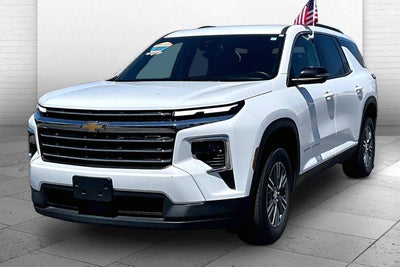 2024 Chevrolet Traverse LT