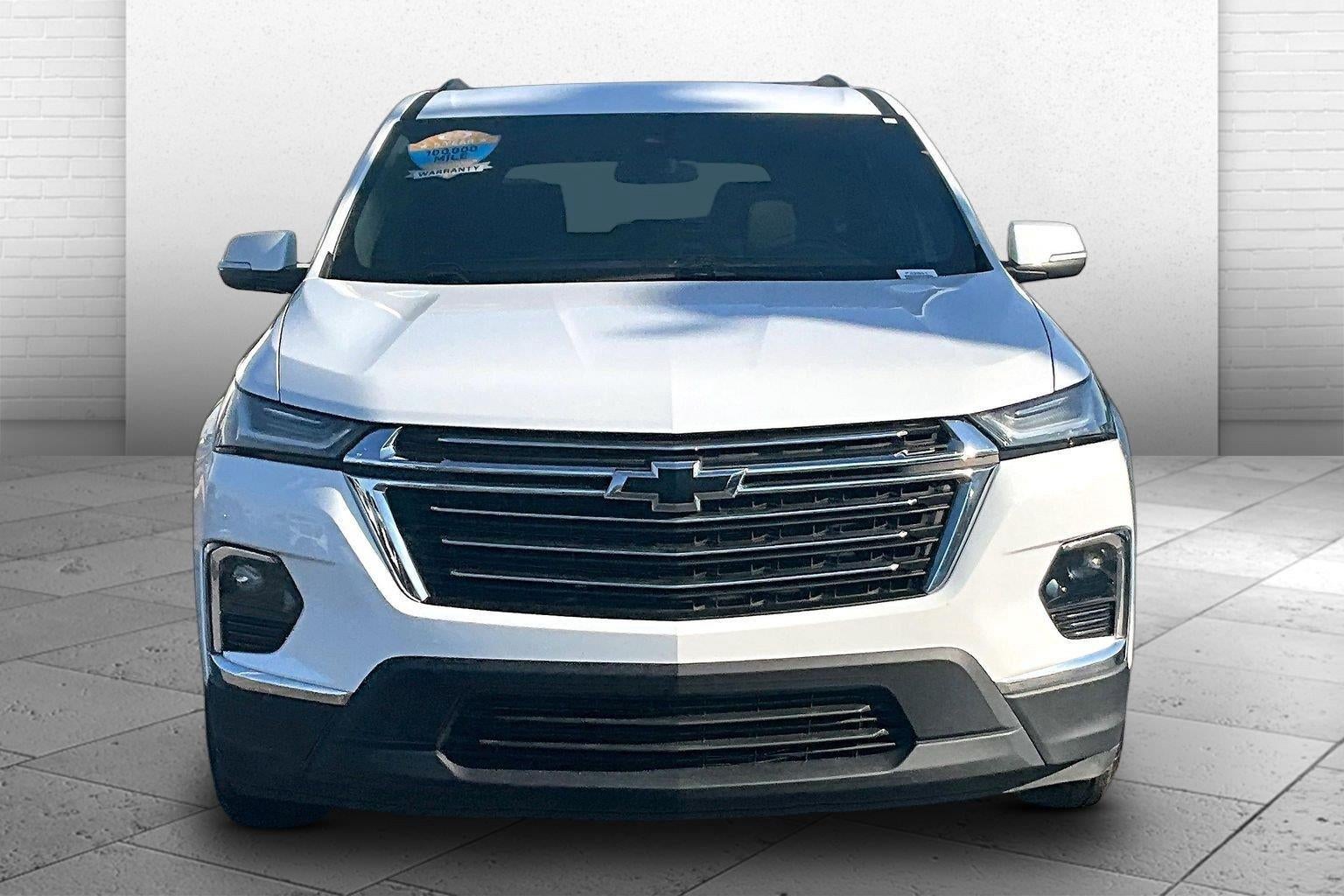 Used 2023 Chevrolet Traverse 1LT with VIN 1GNEVGKW6PJ267057 for sale in Kansas City